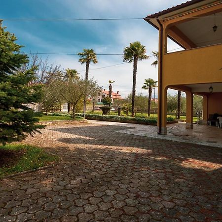 Apartment Villa Olga Poreč Dış mekan fotoğraf