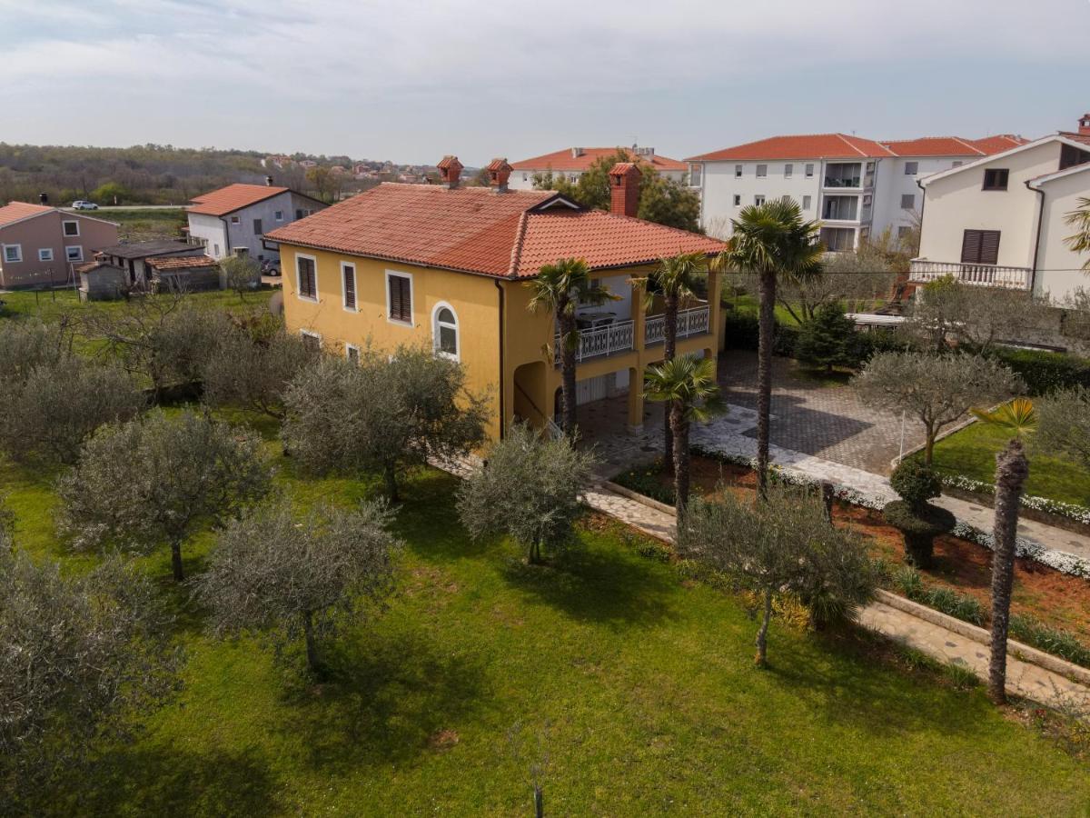 Apartment Villa Olga Poreč Dış mekan fotoğraf