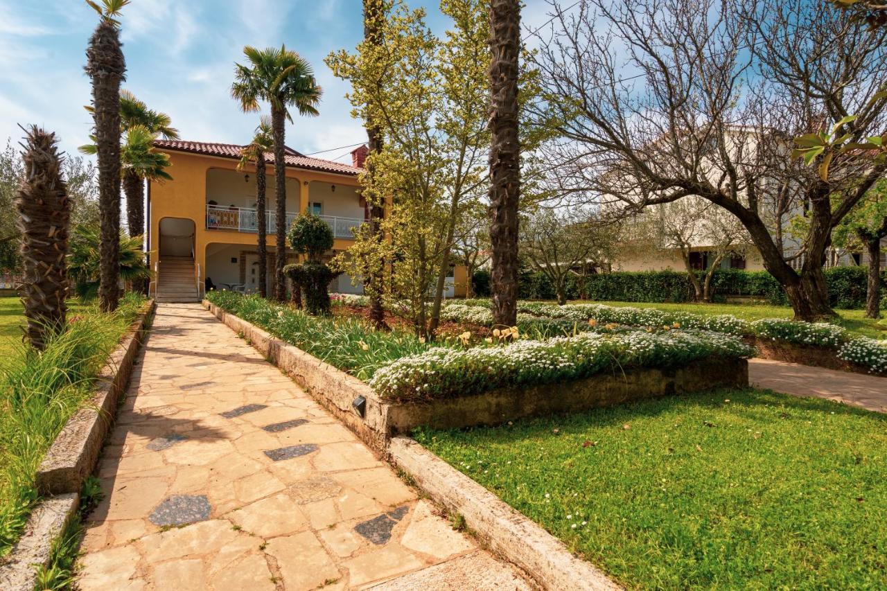 Apartment Villa Olga Poreč Dış mekan fotoğraf