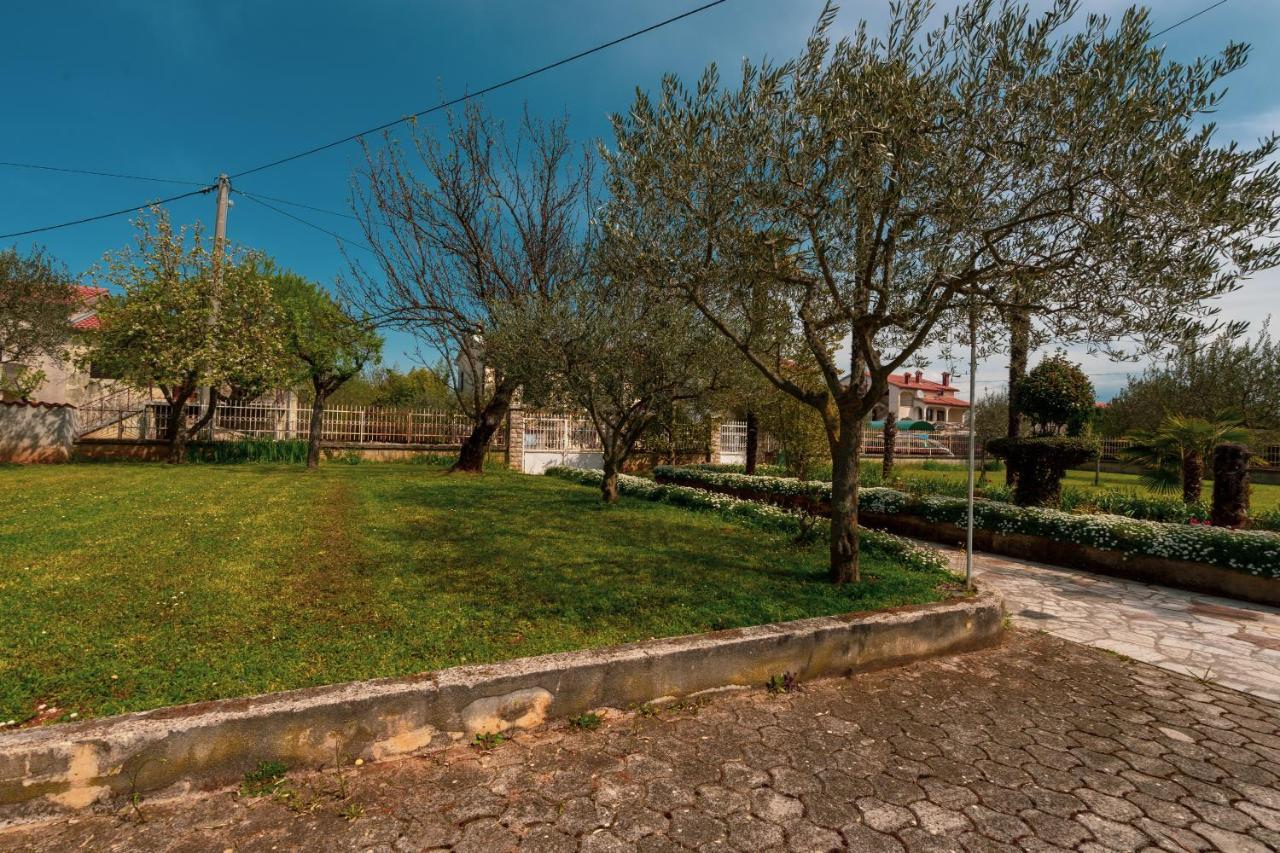 Apartment Villa Olga Poreč Dış mekan fotoğraf